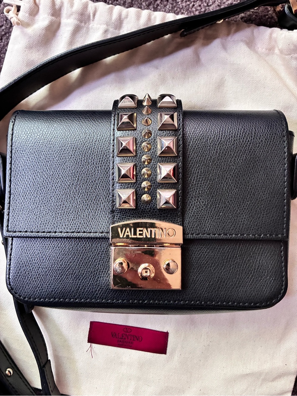 VALENTINO BY MARIO VALENTINO Fleurette Palmellato Crossbody Bag Black Leather - Picture 2 of 14